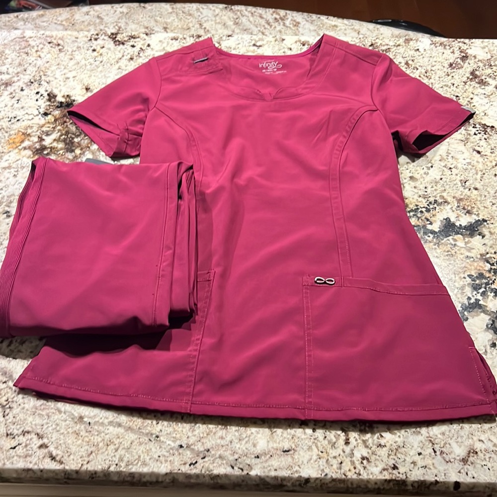 Cherokee infinity pants/top
